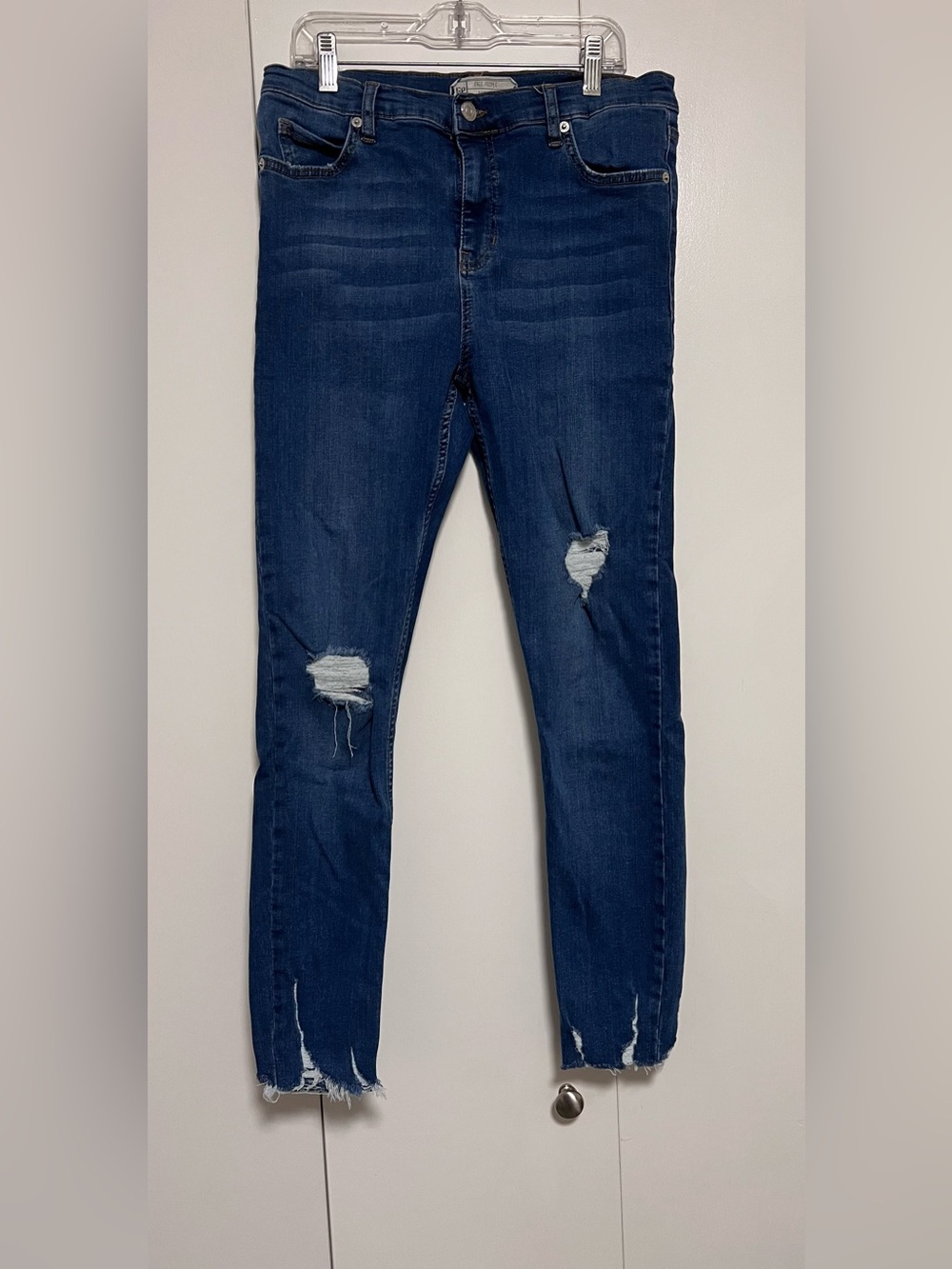 Free People Women’s Jeans Distressed Stretch Skinny Size 29 Med Wash Blue Denim